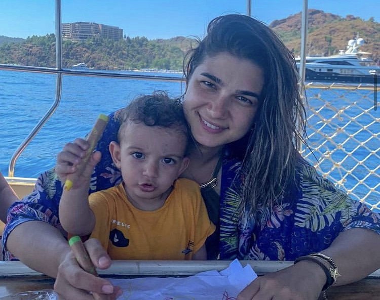 Bu halini unutun! Başak Özer yıllar sonra ortaya çıktı - Resim : 6