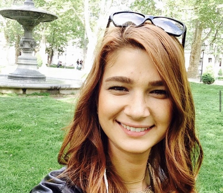Bu halini unutun! Başak Özer yıllar sonra ortaya çıktı - Resim : 2