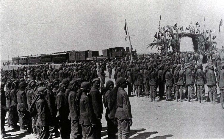 Ünlülerin 18 Mart Çanakkale Zaferi ve Şehitleri Anma Günü paylaşımları - Resim: 1