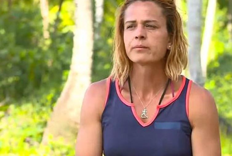 Survivor'daki halinden eser yok! Nagihan'ın derin göğüs dekoltesine bir bakan bir daha baktı - Resim: 3