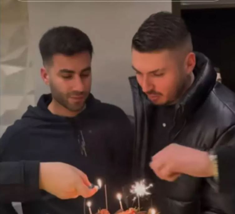 Ferhat Karagöz'den Blok3 hakkında şoke eden iddia Organizasyon şirketi  sahibi Ferhat Karagöz, ünlü rapçi Blok3 ve yapımcısı Jiyan …