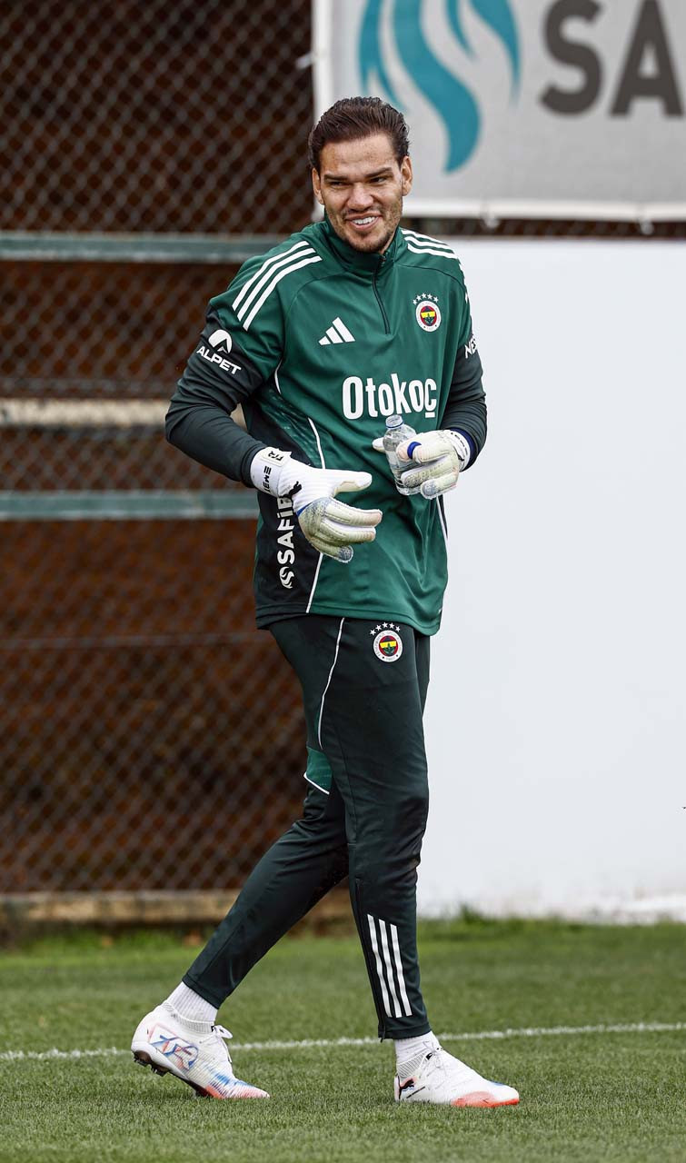 Fenerbahçe’de Ederson takımla çalışmalara başladı - Resim : 4
