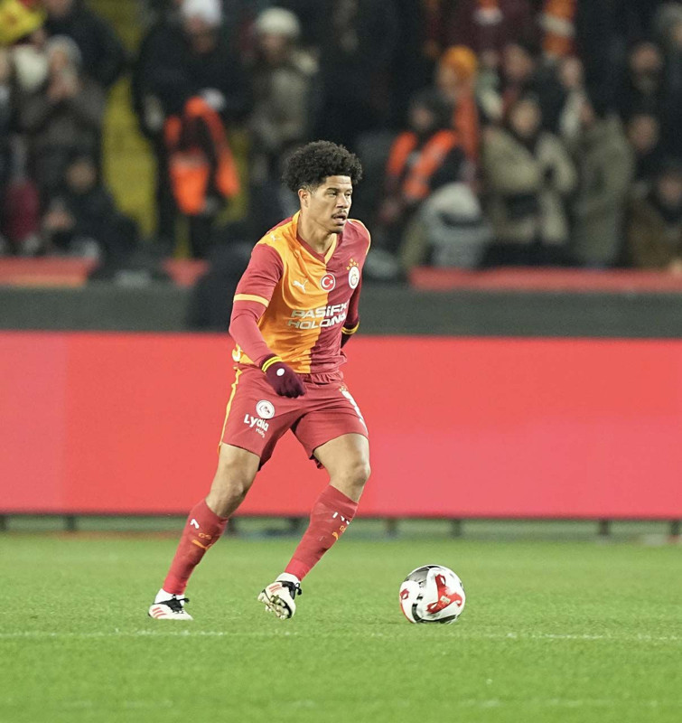 Galatasaray, Gabriel Sara’nın bonservisini belirledi! Rekor bedelle tarihe geçecek - Resim: 6