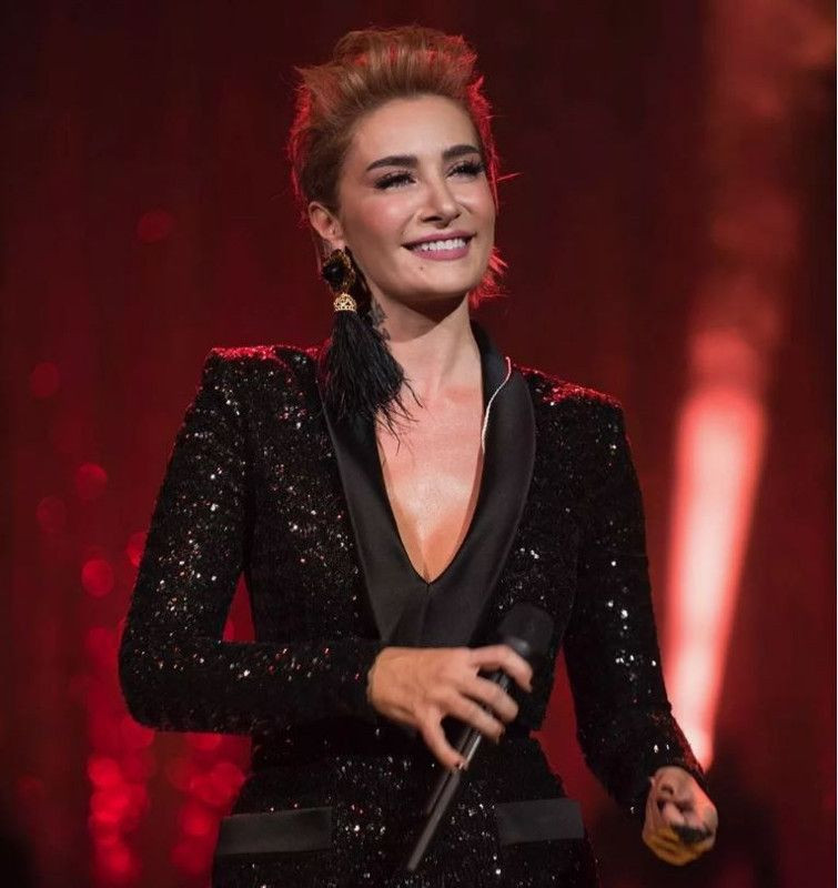 Sıla’ya konserde 101 yaşındaki anneannesinden sürpriz - Resim: 3
