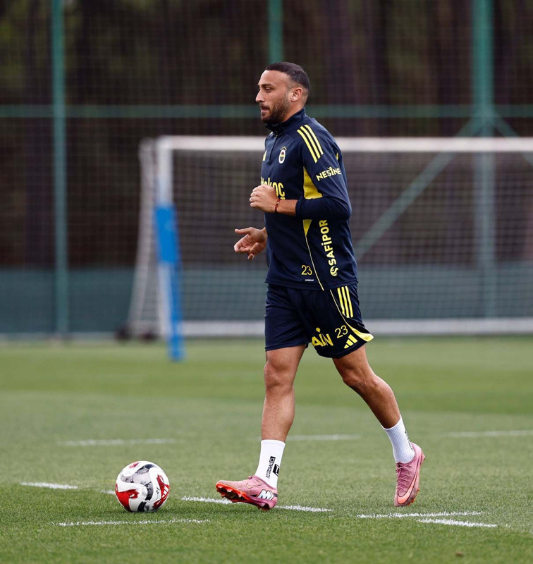 Fenerbahçe’de sürpriz ayrılık! Yıldız futbolcunun yeni adresini duyurdular! Gideceği takıma çok şaşıracaksınız! - Resim: 6