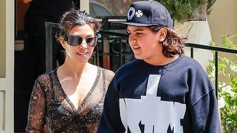 15 yaşındaki oğlunun baba olduğu söyleniyordu! Kourtney Kardashian sessizliğini bozdu - Resim: 8