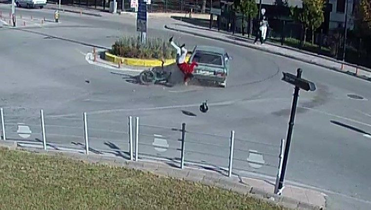 Havada takla attı: İlk yaptığı şey pes dedirtti - Resim: 1