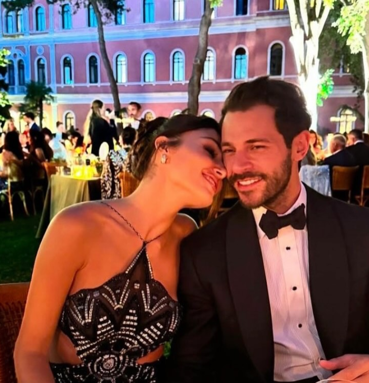 Ünlü çiftte kriz iddiası! Hande Erçel’den dikkat çeken hareket - Resim: 6