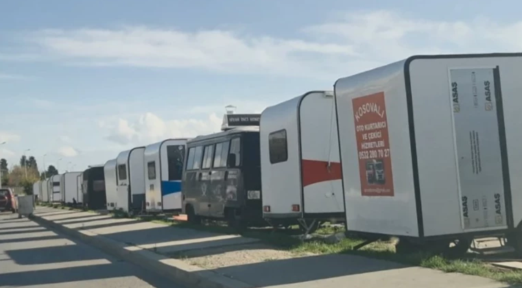 Beylikdüzü sahiline set çektiler! Vatandaşlar isyan etti: "Her geçen gün artıyorlar" - Resim: 5