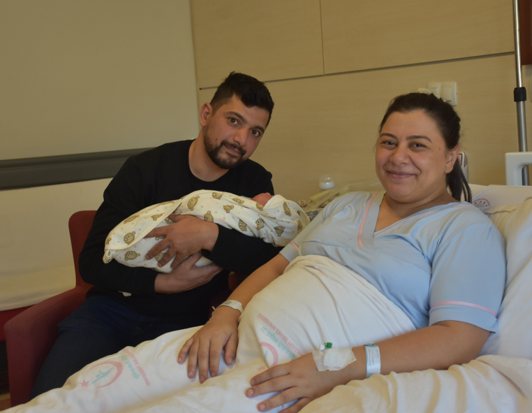 Gümüşhane’de dünyaya geldi, kilosuyla herkesi şaşırttı! Doktorlar bile inanamadı - Resim: 4