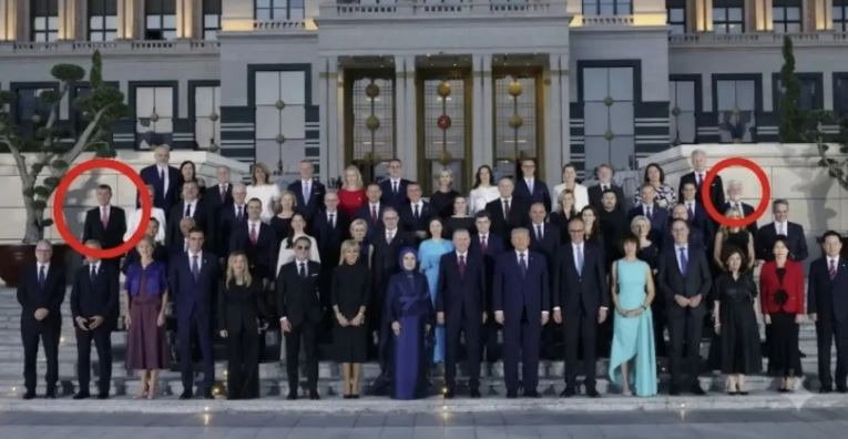 Ankara'daki zirvede uzak köşelere kaçtılar! Aynı ülkeden iki uçak birden kalktı! O kare dünyanın gündemine oturdu - Resim : 3