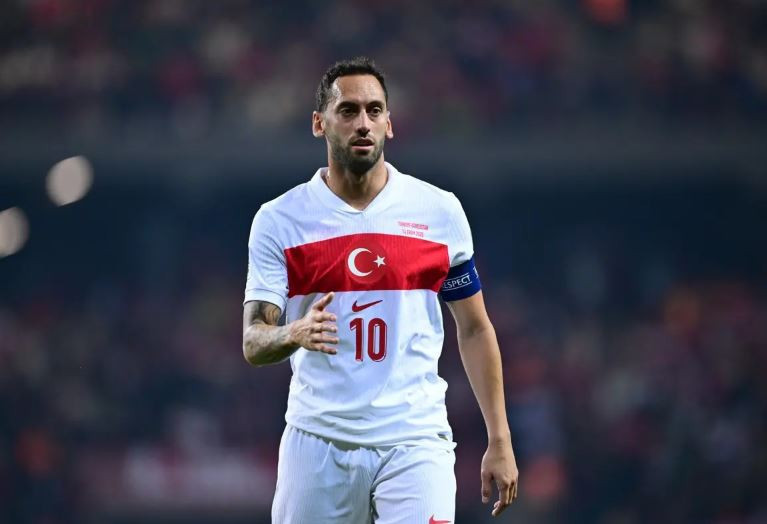Milliler Dünya Kupası sahnesine çıkıyor! Montella'dan sakatlık açıklaması: Kafamda soru işaretleri var! 'Bizi tanımıyorlar' - Resim : 1