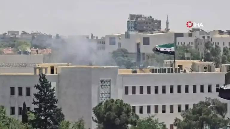 İsrail Suriye'ye saldırdı, Şam'a bombalar yağdırdı! Bölgede neler oluyor? Suriye Devlet Ajansı son dakika paylaştı: "Ateşkes sağlandı" - Resim : 8