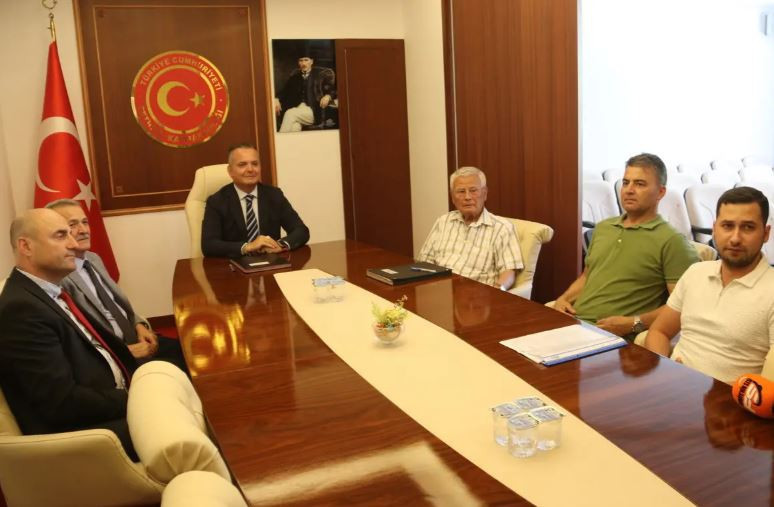 Annesine verdiği sözü tuttu! Gözünü bile kırpmadan bağışladı: Tam 500 milyon TL'lik servet... - Resim : 1
