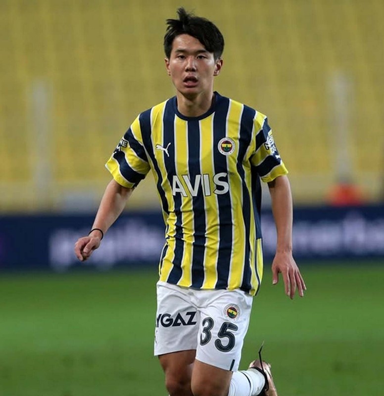 Fenerbahçeliler çok umutluydu! 600 bin euroluk yıldız tutunamadı! Ali Koç sözleşmesini feshetti - Resim: 5