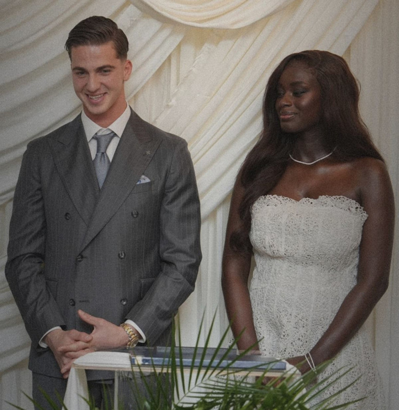 Bertuğ Yıldırım ve Oriana Correia Gomes boşandı mı? Ünlü futbolcu sessizliğini bozdu - Resim: 4