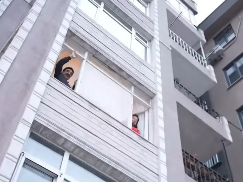 64 yıllık aşkın adresi! Hakkı Bulut’un mütevazı hayatı gündem oldu - Resim : 1