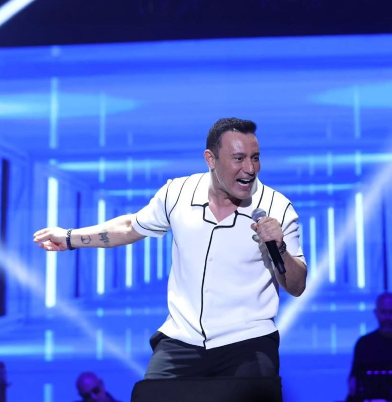 Mustafa Sandal'dan reji çalışanına skandal tepki! "Gerizekalı mısın?" - Resim: 3