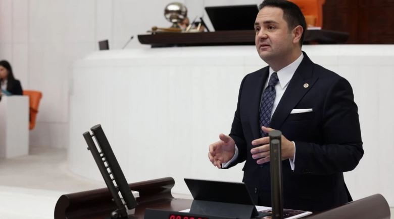 Ayaş’ta kriz büyüyor! Kaymakamın paylaşımı olay oldu: Fotoğrafı uzaylılar mı çekti? CHP'den tepki geldi: Haddini aşmayacaksın - Resim : 2