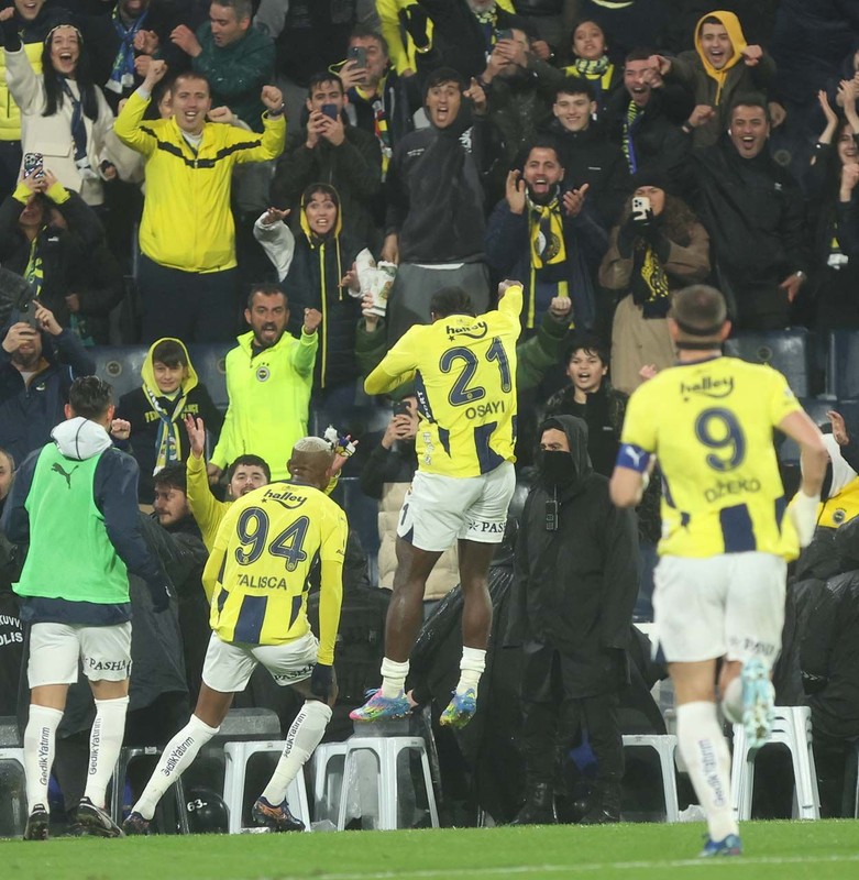 İlk kez dikkat çekti! Fenerbahçe efsanesi Volkan Demirel’den stat atmosferinde o detayı eleştirdi! “Bizim dönemimizde bu kadar değildi” - Resim: 2