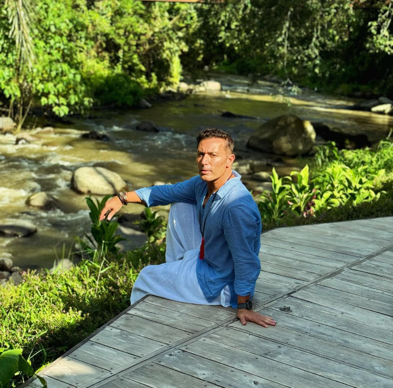 İngiltere'den Mustafa Sandal'a büyük onur! Sosyal medyadan duyurdu - Resim: 1