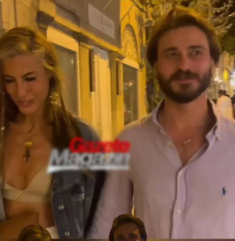 Çağla Şıkel yeni aşkıyla Alaçatı'da yakalandı - Resim: 5