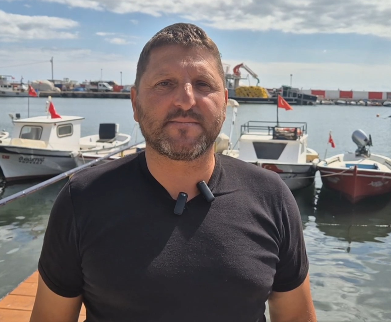 Tekirdağ’da etkisini gösteren sert poyraz balıkçıları vurdu, tekneler limana demirlendi - Resim: 4