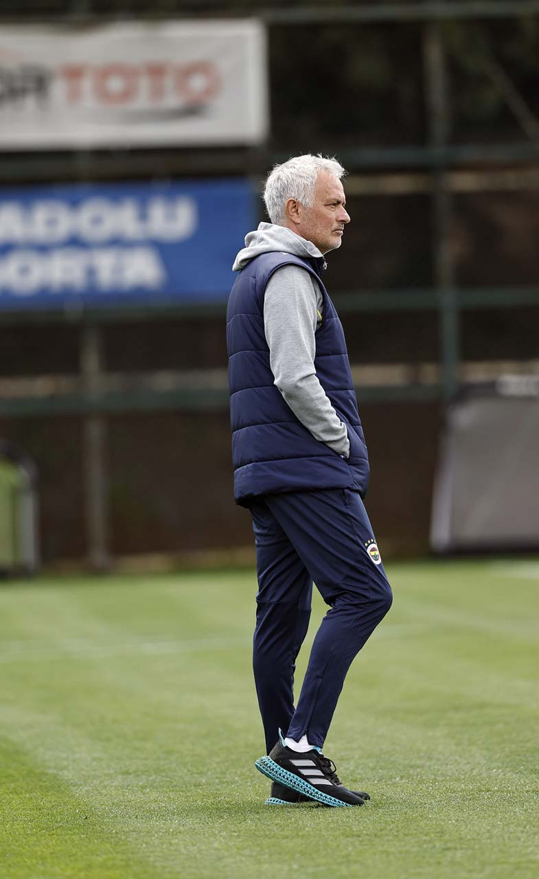 Fenerbahçe’de Eyüpspor maçı hazırlıkları sürüyor - Resim : 2