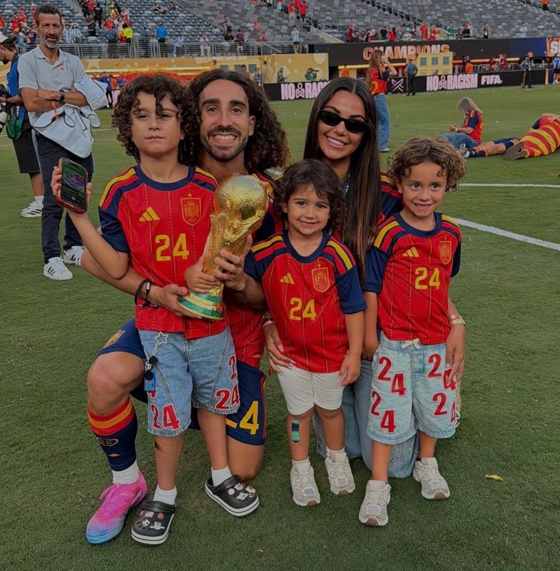 Yıllardır kimse bilmiyordu! Marc Cucurella'nın uzun saçlarının ardındaki gerçek kahretti! - Resim: 7