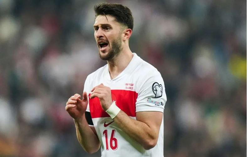 Milliler Dünya Kupası sahnesine çıkıyor! Montella'dan sakatlık açıklaması: Kafamda soru işaretleri var! 'Bizi tanımıyorlar' - Resim : 3