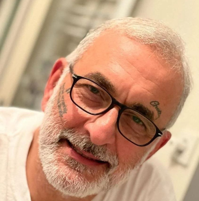 Güllü'nün oğlu Tuğberk'ten şoke eden iddia! "Annemin hayatını mahvedenlerden biri o" - Resim: 8