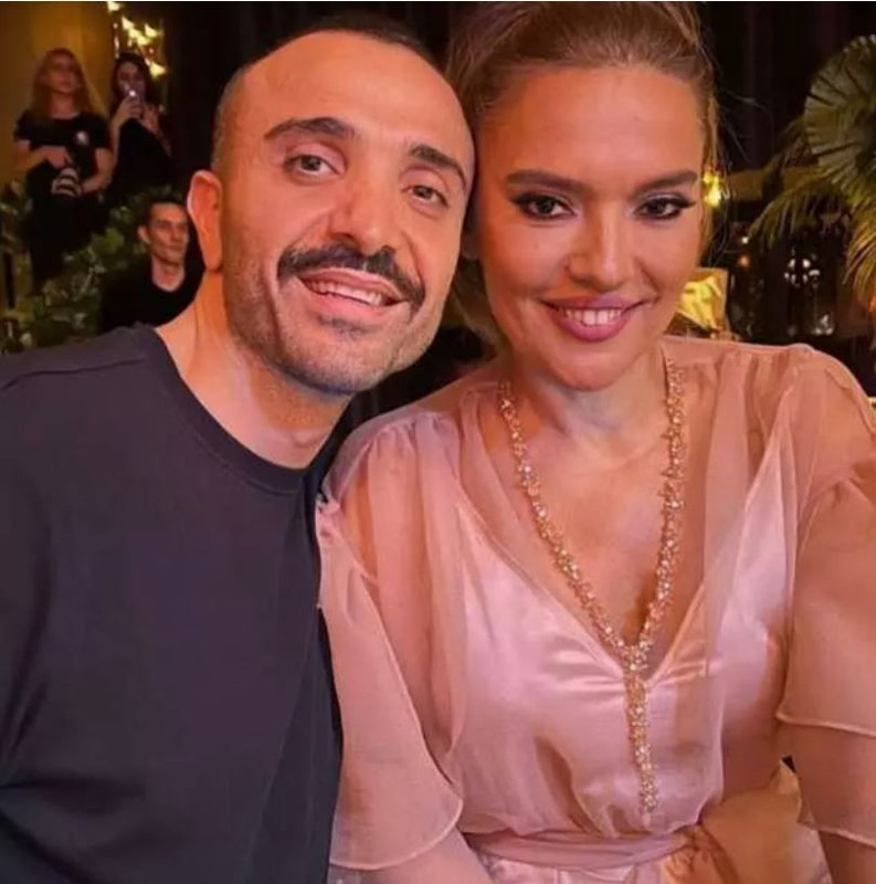 Demet Akalın, eşinin kaslı fotoğrafını görünce çileden çıktı! "Sen bir eve gel!" - Resim: 3