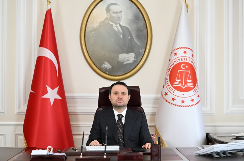 Bakan Gürlek’ten gündemi sarsacak açıklamalar: Ahbap'ta inanılmaz borç senetleri var! - Resim : 1