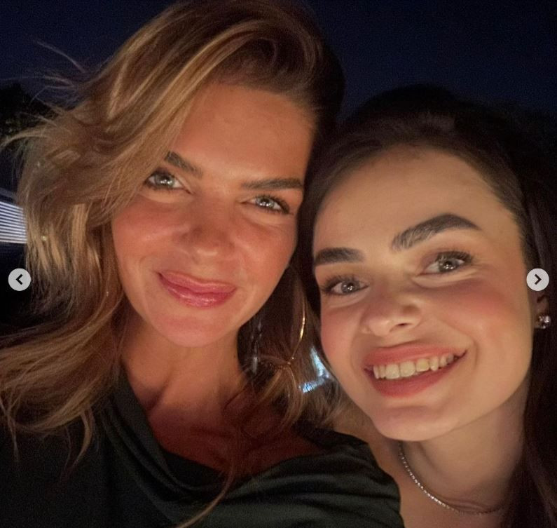 Pelin Karahan’ın gençliğini oynayan oyuncu benzerliğiyle şoke etti! İzleyiciler aynı kişi sandı - Resim: 3