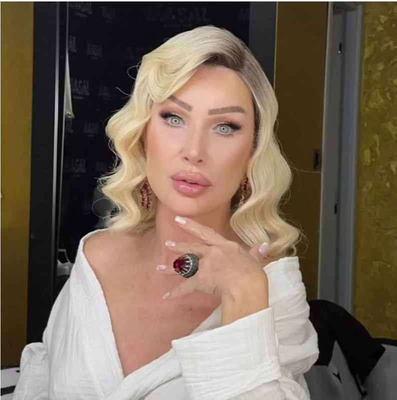 Seda Sayan, Ajda Pekkan'ı öve öve bitiremedi! “Sidik torbası” sözleri gündem yarattı - Resim: 3