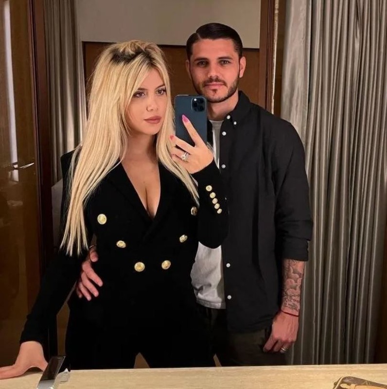 Wanda Nara ile genç sevgilisi L -Gante aşka geldi! Sarmaş dolaş pozları ilgi odağı oldu - Resim: 1