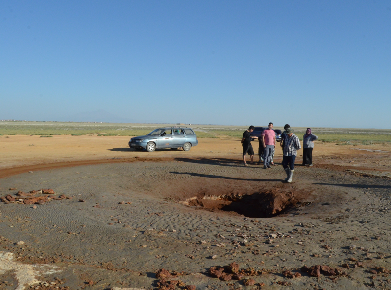 Aksaray’daki tarlada 1 yıldır süren gizemli oluşum Türkiye’de tek örnek olarak belirlendi - Resim: 5
