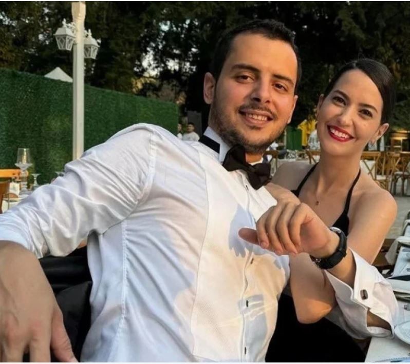 Ünlü oyuncu Ezgi Şenler’in mutlu günü! Çocukluk aşkıyla evlilik yolunda ilk adımı attı - Resim: 2