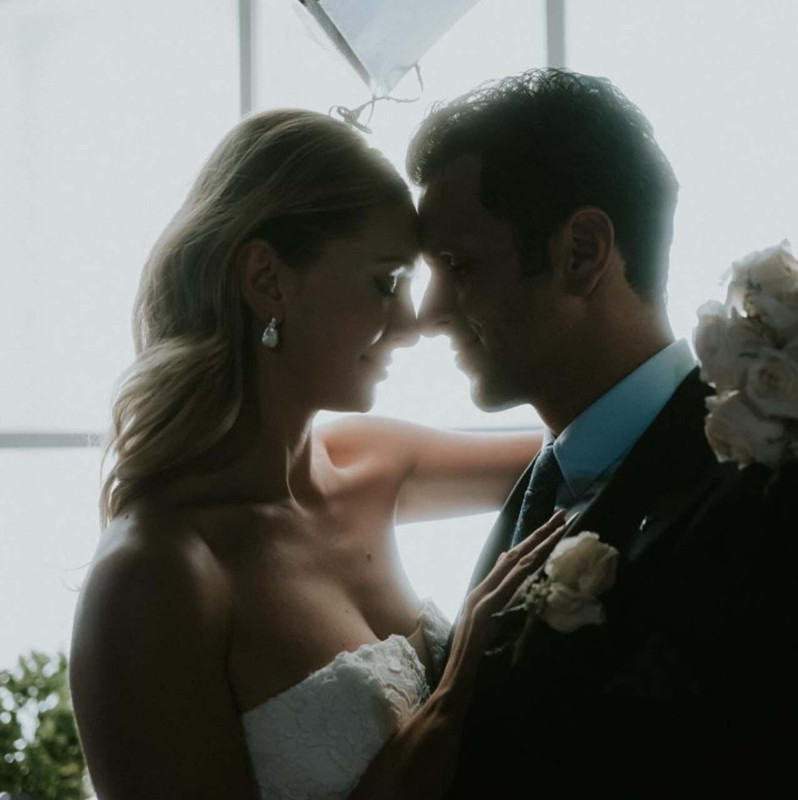 Bir hafta önce evlenmişlerdi! Yasemin Kay Allen ve eşi Erdal Kaya’dan romantik paylaşım! - Resim: 2