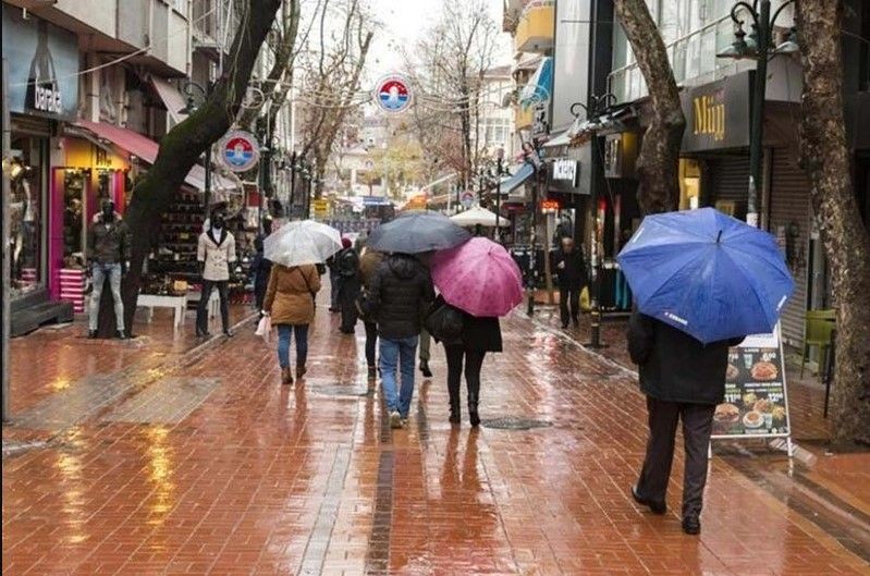 Meteoroloji’den uyarı üstüne uyarı geldi! Bir anda bastıracak: Evden çıkarken hesabınızı çok iyi yapın... Bugün hava nasıl olacak? - Resim: 13