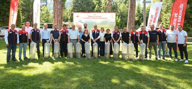 Denizli'de 1 milyon 6.000 tanesi bir anda doğaya bırakıldı... Milyonlarcası saniyeler içerisinde gözden kayboldu - Resim: 3