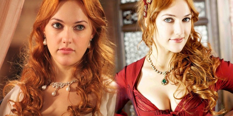 Meryem Uzerli'nin Çırağan Sarayı pozları mest etti! Yırtmaçlı tarzı ortalığı kasıp kavurdu - Resim: 1