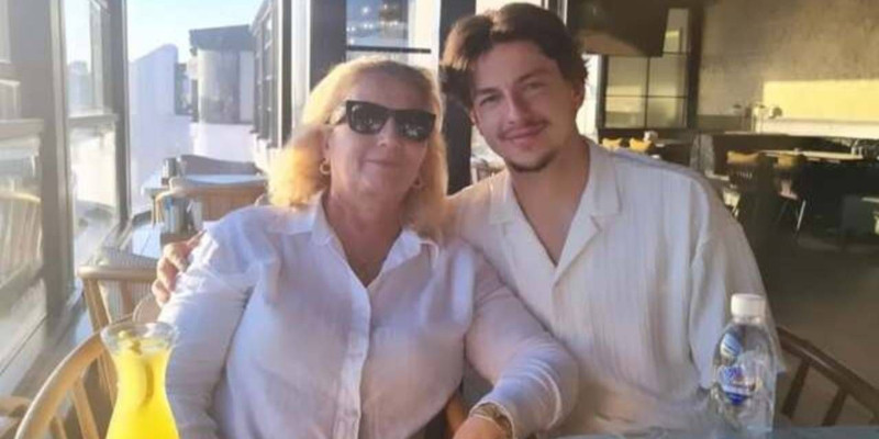 Aşkı için annesine karşı çıkmıştı! Ünlü futbolcu Enis Destan ve eşi Dubai'de aşk tazeledi - Resim: 3