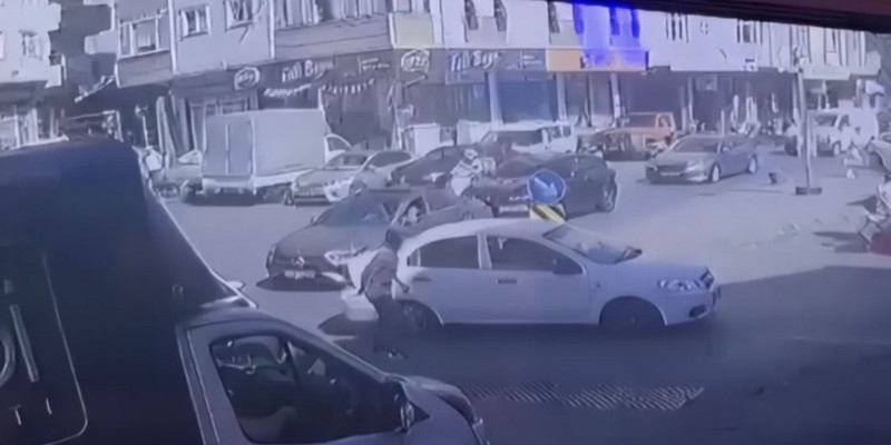 DOST KURŞUNU CAN ALDI! Çocukluk arkadaşını sokak ortasında böyle vurdu: Çelik yelekle beni arıyordu - Resim: 4