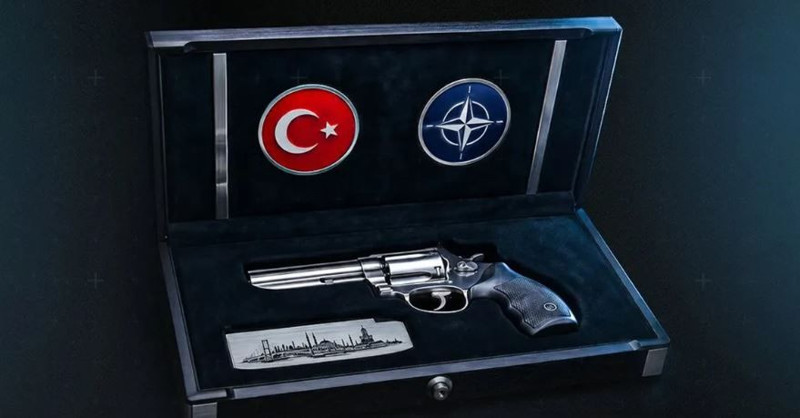 Cumhurbaşkanı Erdoğan'ın hediyesi gündem oldu! İsim isim hazırlandı! Kanada müzeye koyabilir - Resim: 3