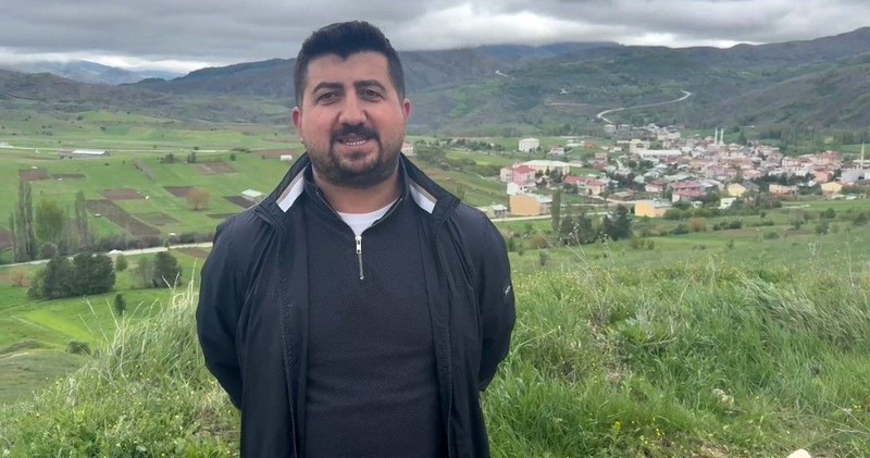 Sivas'ta doğada 1 tanesini yol kenarında görmüştü! Tam o 1 tanesini görüntülemek istediği sırada korkunç bir şey oldu - Resim: 1