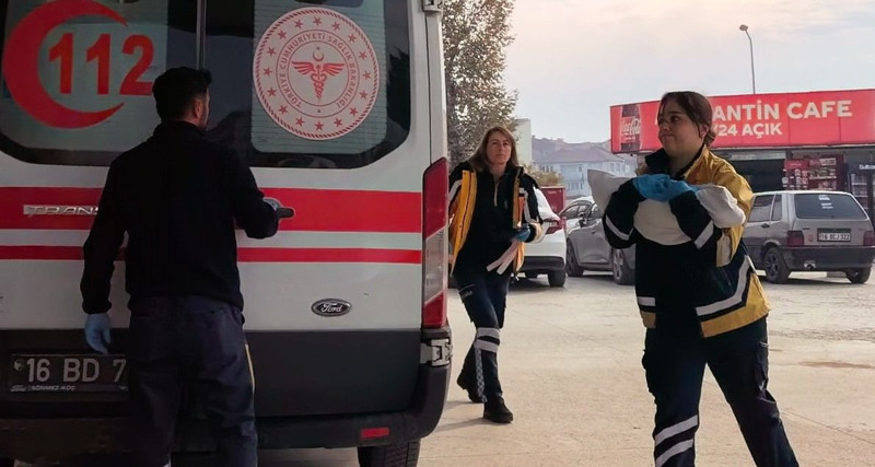 Bursa'da şüpheli olay! 7 aylık Eren bebek, beşiğinde ölü bulundu: Ailesi sinir krizi geçirdi - Resim: 2