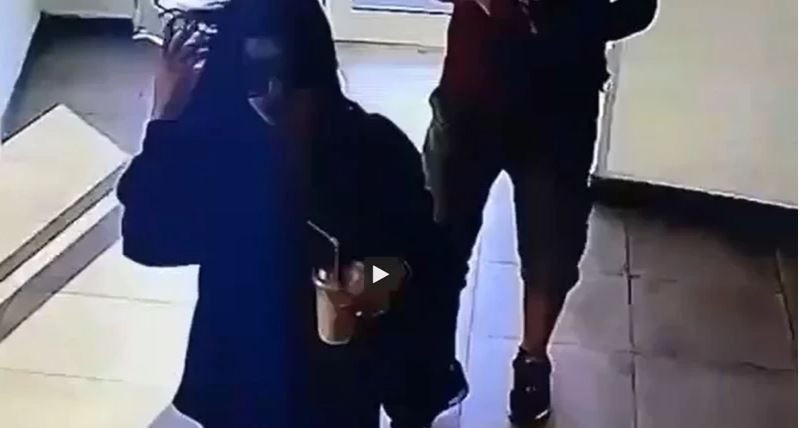 Ayşe Tokyaz cinayetinde kan donduran görüntü! Döverek öldürdü, cesedin olduğu valizi böyle taşıdı! - Resim: 4