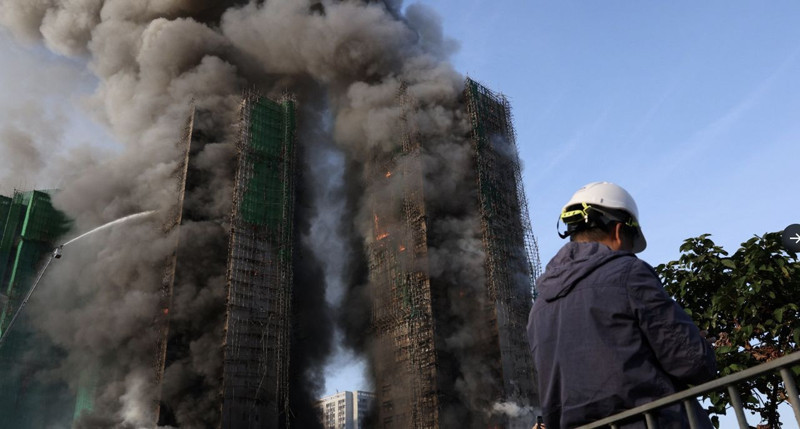 Hong Kong’u sarsan felaket! Wang Fuk Court alevlere teslim! Ölüler ve mahsur kalanlar var - Resim: 6