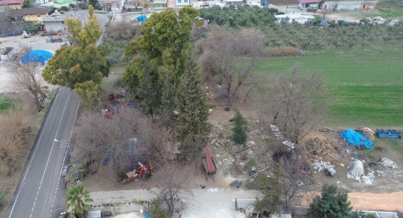 Hatay'da 338 tane hayvan teker teker 5 metrelik kireçle dolu çukurda itlaf edildi... Eğer itlaf edilmeselerdi onlar yüzünden 1000'lerce hayvan telef olacaktı - Resim: 1